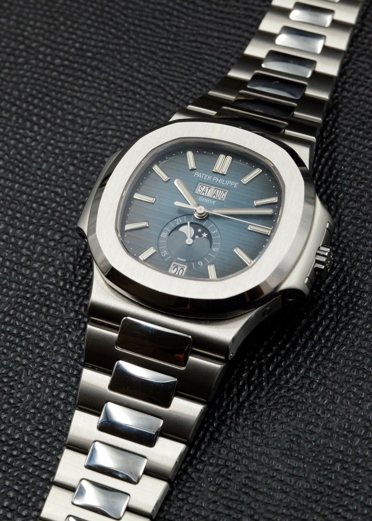 Patek Philippe Nautilus Annual Calendar 5726/1A Blue Dial New Buckle