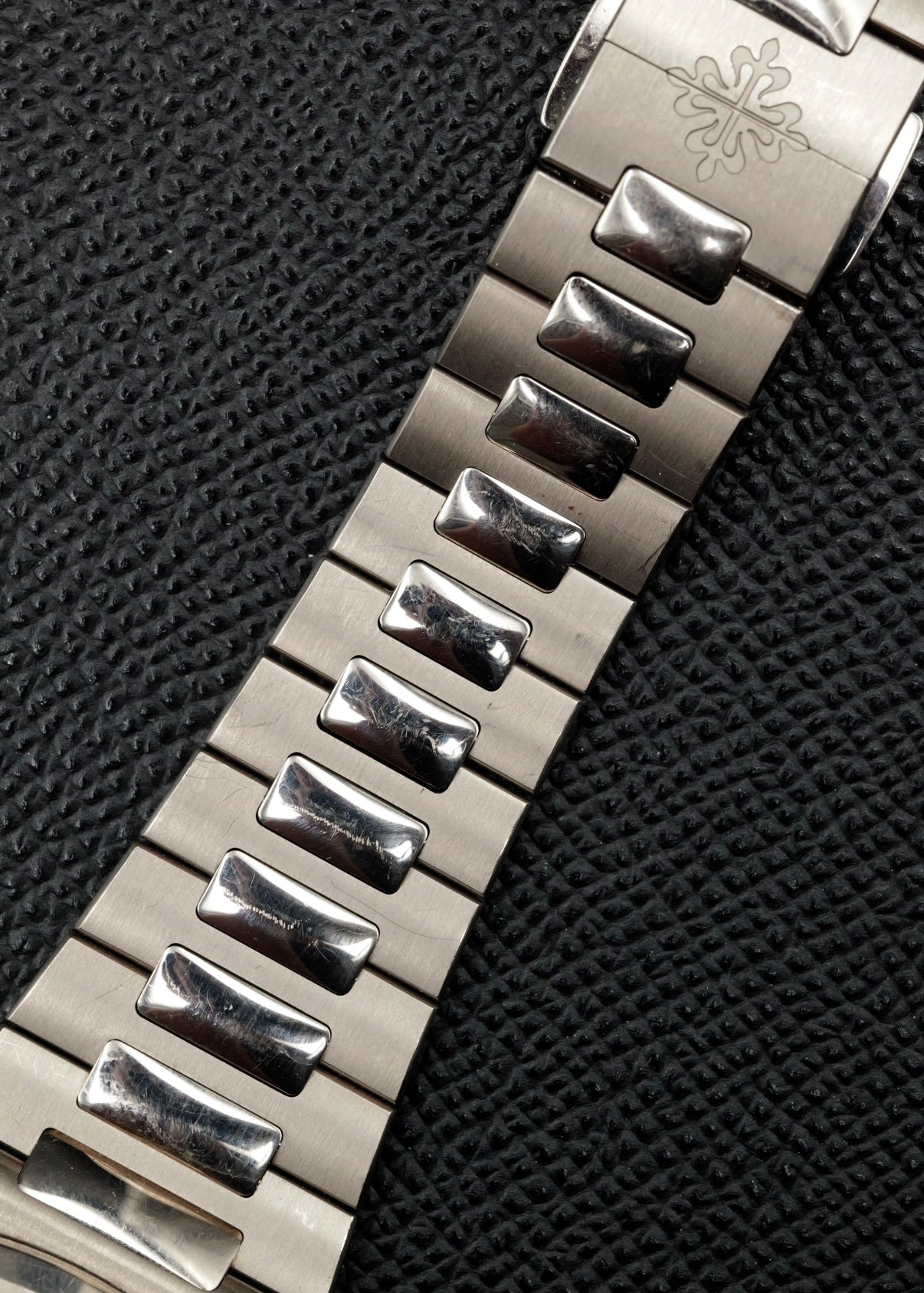 Patek Philippe Nautilus Perpetual Calendar 5740/1G White Gold Blue Dial