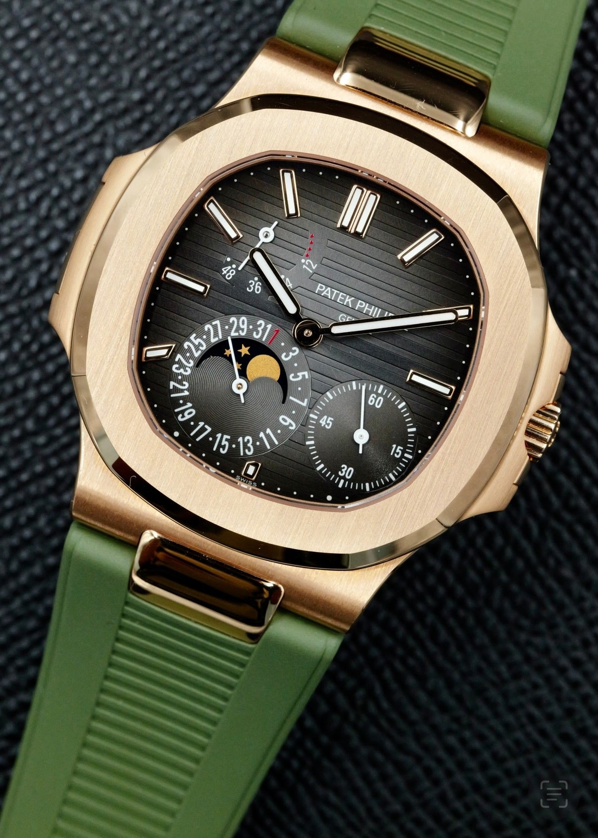 Patek Philippe Nautilus Moonphase 5712R Rose Gold