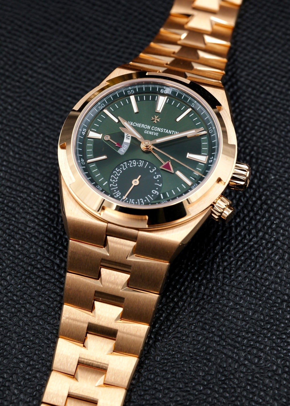 Vacheron Constantin Overseas Dual Time 7920V Rose Gold Green Dial