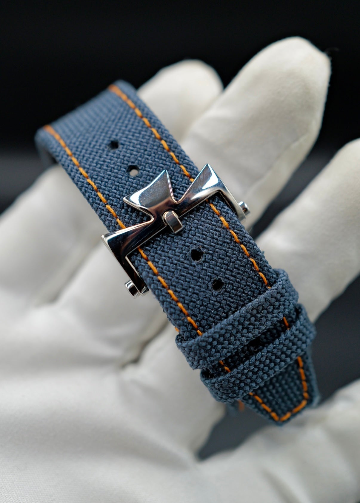 Vacheron Constantin Overseas Chronograph Titanium 5510V/000T
Everest Limited Edition 150 Pieces