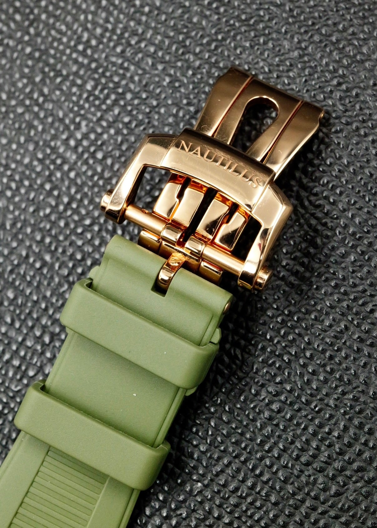 Patek Philippe Nautilus Moonphase 5712R Rose Gold