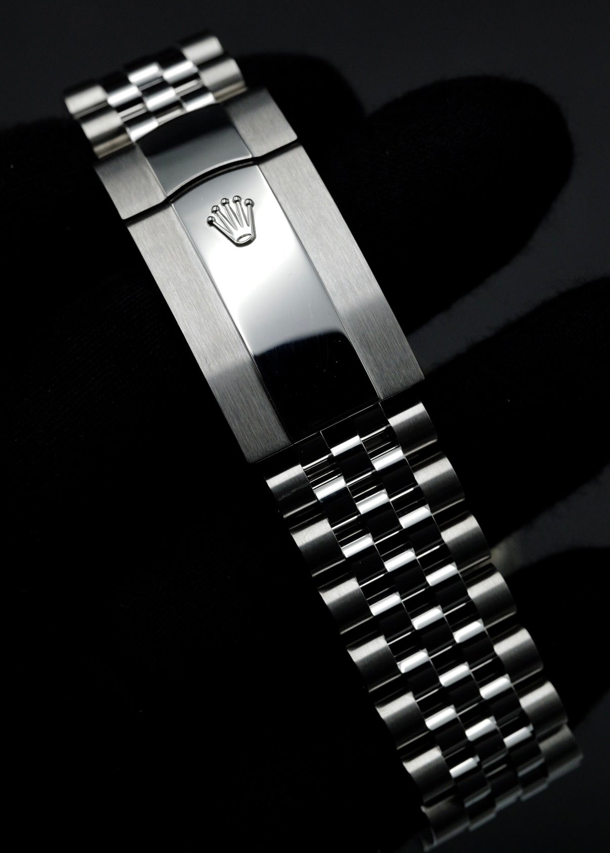 Rolex Sky Dweller 336934 Blue Dial Jubilee