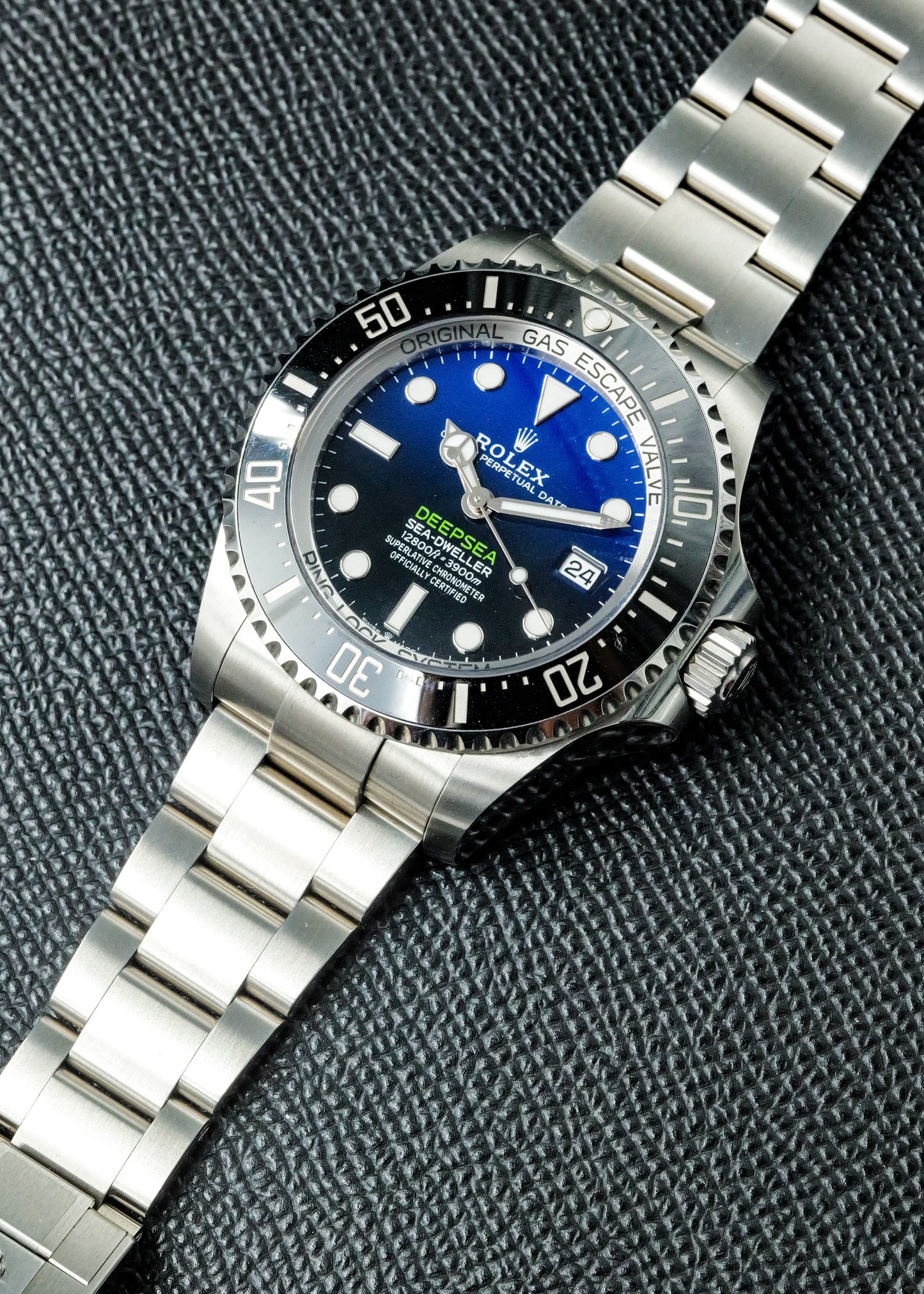 Rolex Sea Dweller Deepsea 136660 “James Cameron”