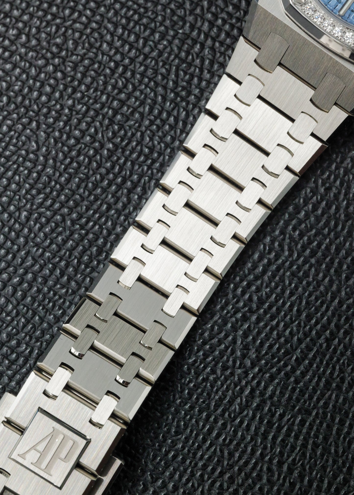 AP Royal Oak 34mm 77451ST Ice Blue Diamond Bezel