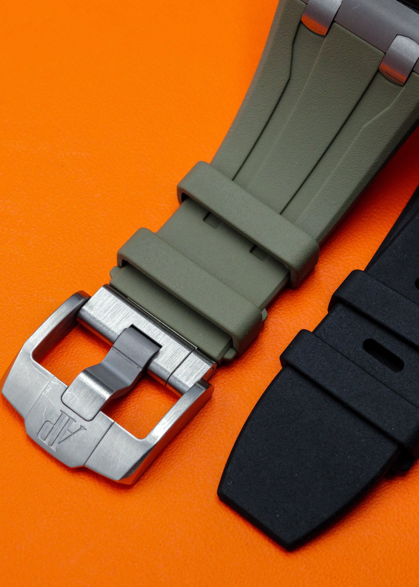 AP Royal Oak Offshore 26420SO Smoke Taupe Black Ceramic