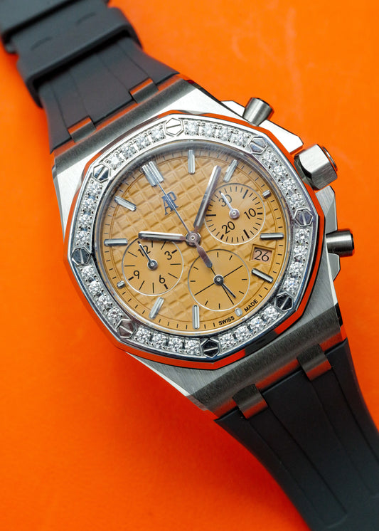 AP Royal Oak Offshore 26231ST Salmon Dial Diamond Bezel