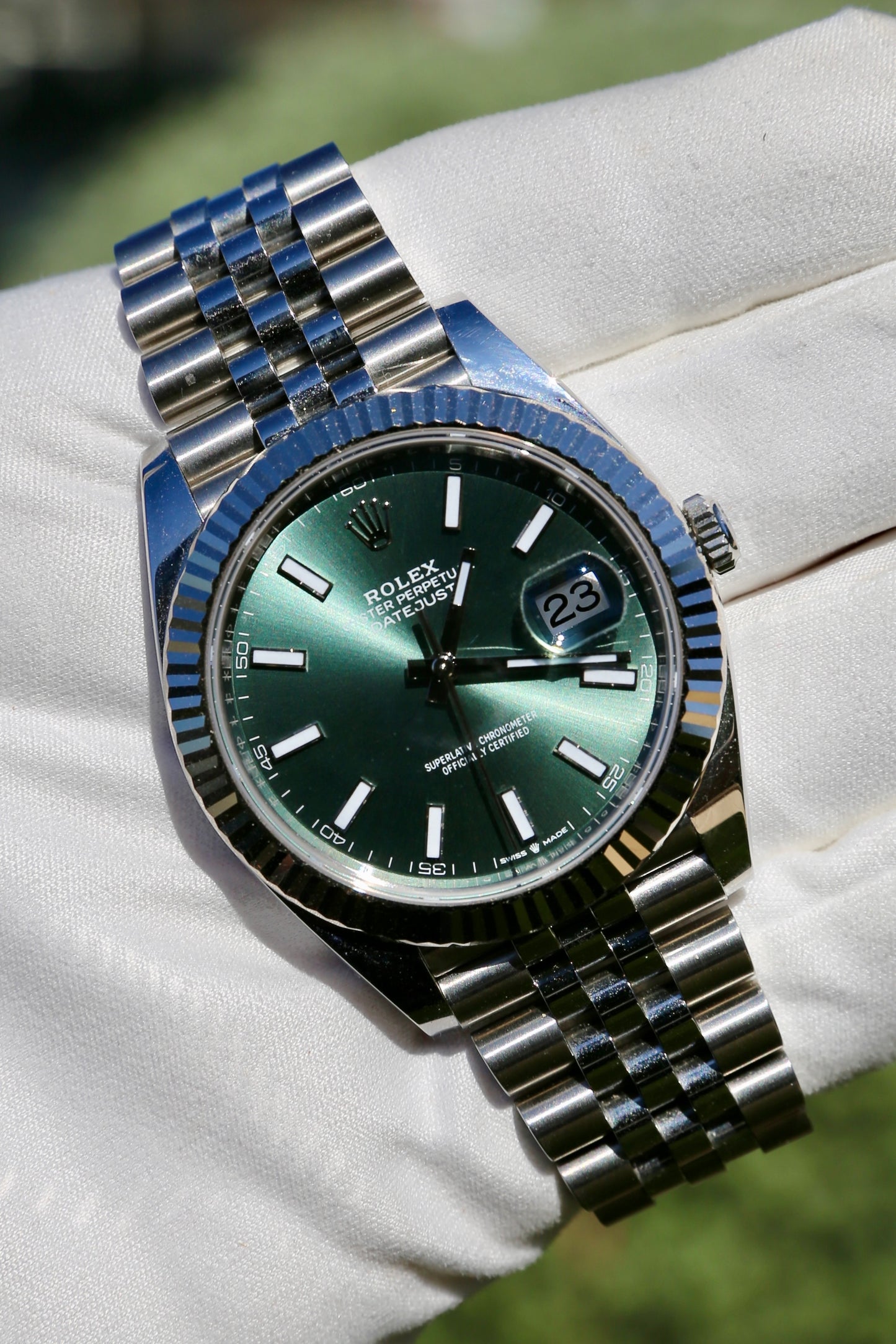 Rolex Datejust 41mm 126334 Mint Green Dial Jubilee