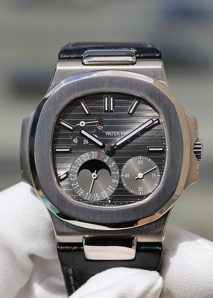 Patek Philippe Nautilus Moonphase 5712G 18K White Gold