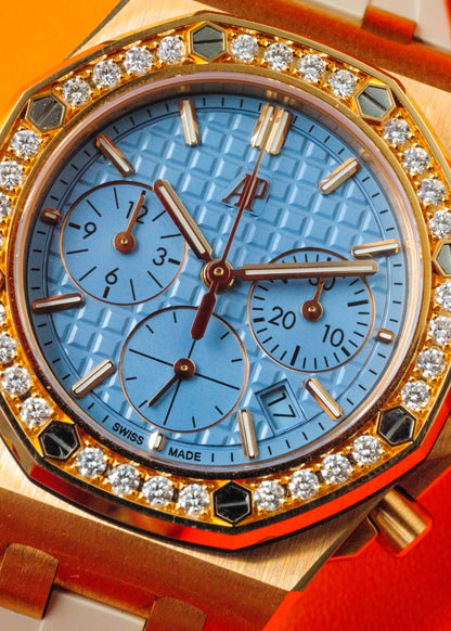 AP Royal Oak Offshore
Chronograph 37mm Tiffany Blue Dial on Rubber
Strap 26231OR.ZZ.A085CA.01