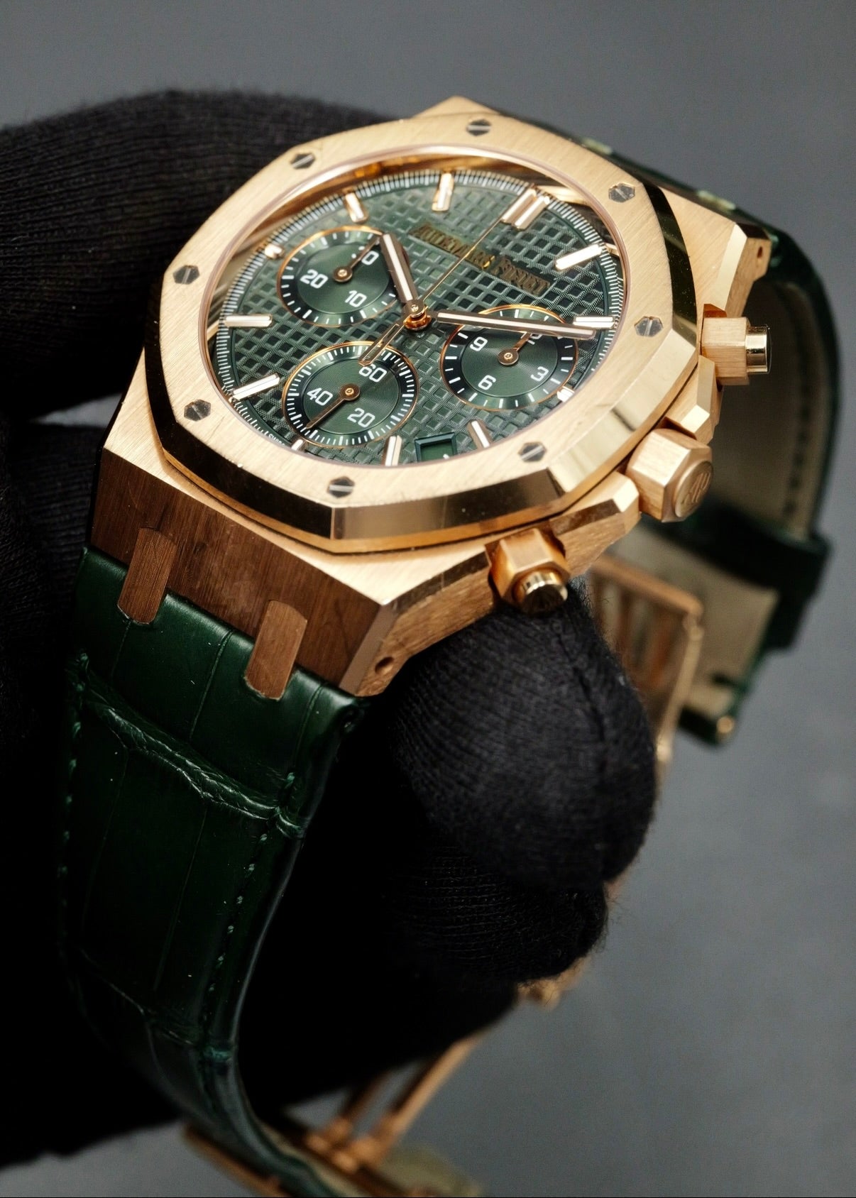 AP Royal Oak Chronograph 26240OR Green Dial Leather