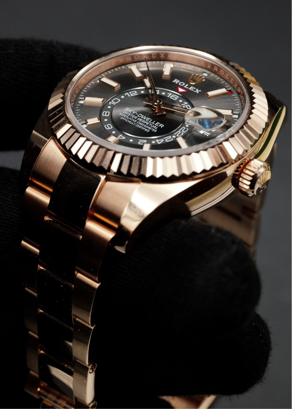 Rolex Sky Dweller 326935 Rose Gold