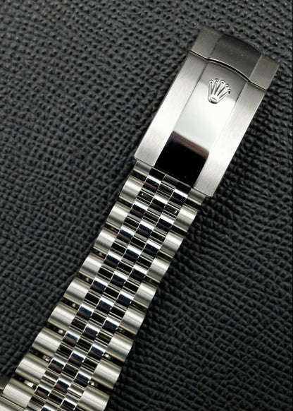 Rolex Datejust 36mm 126234 Silver Diamond Dial
