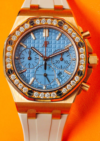 AP Royal Oak Offshore
Chronograph 37mm Tiffany Blue Dial on Rubber
Strap 26231OR.ZZ.A085CA.01