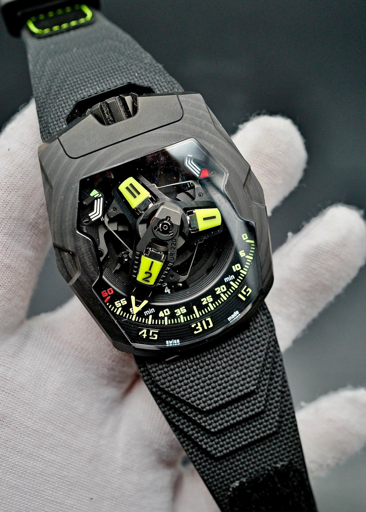 Urwerk UR-220 Asimov Carbon Limited to 10 Pieces