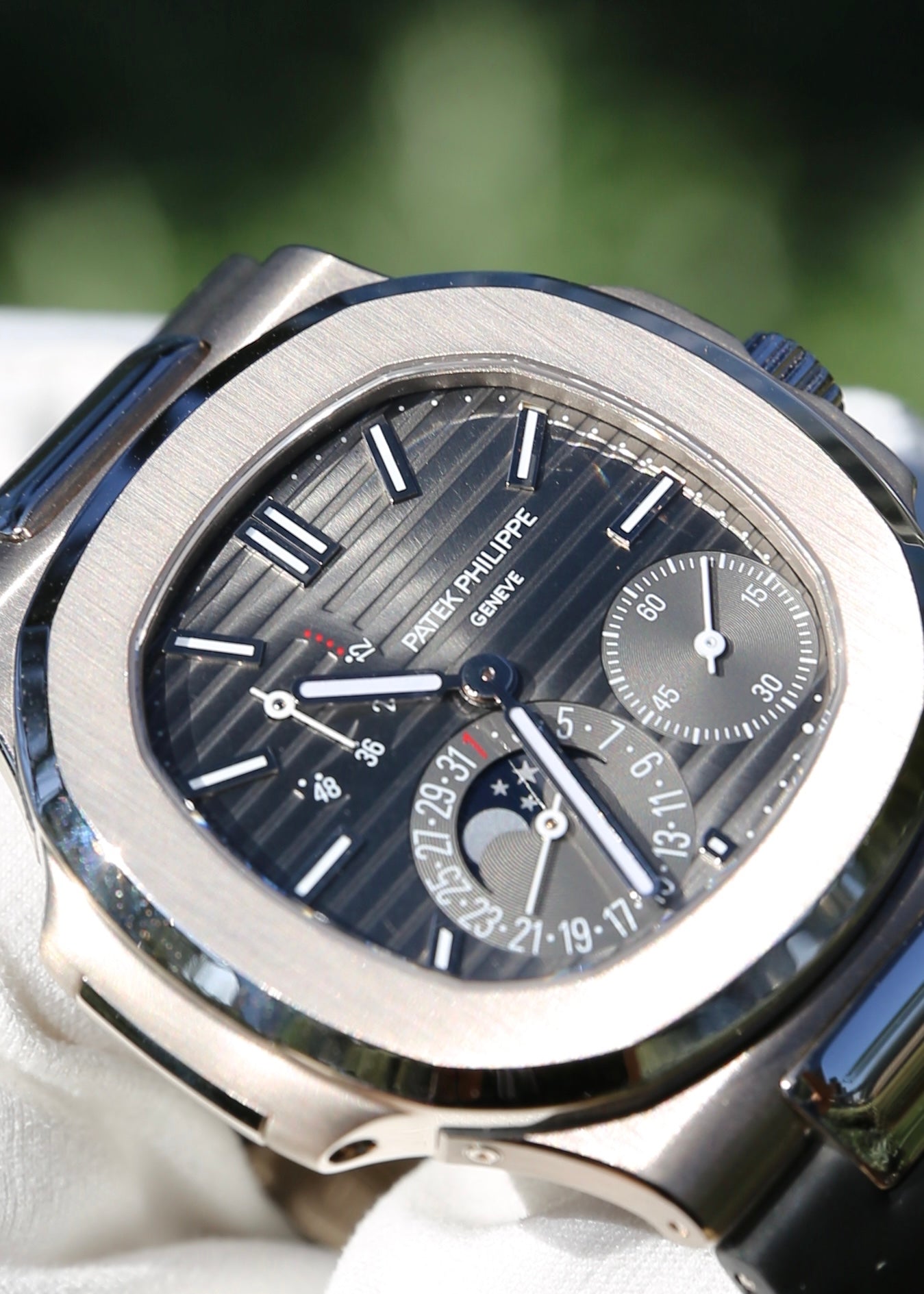 Patek Philippe Nautilus 5712G 18K White Gold