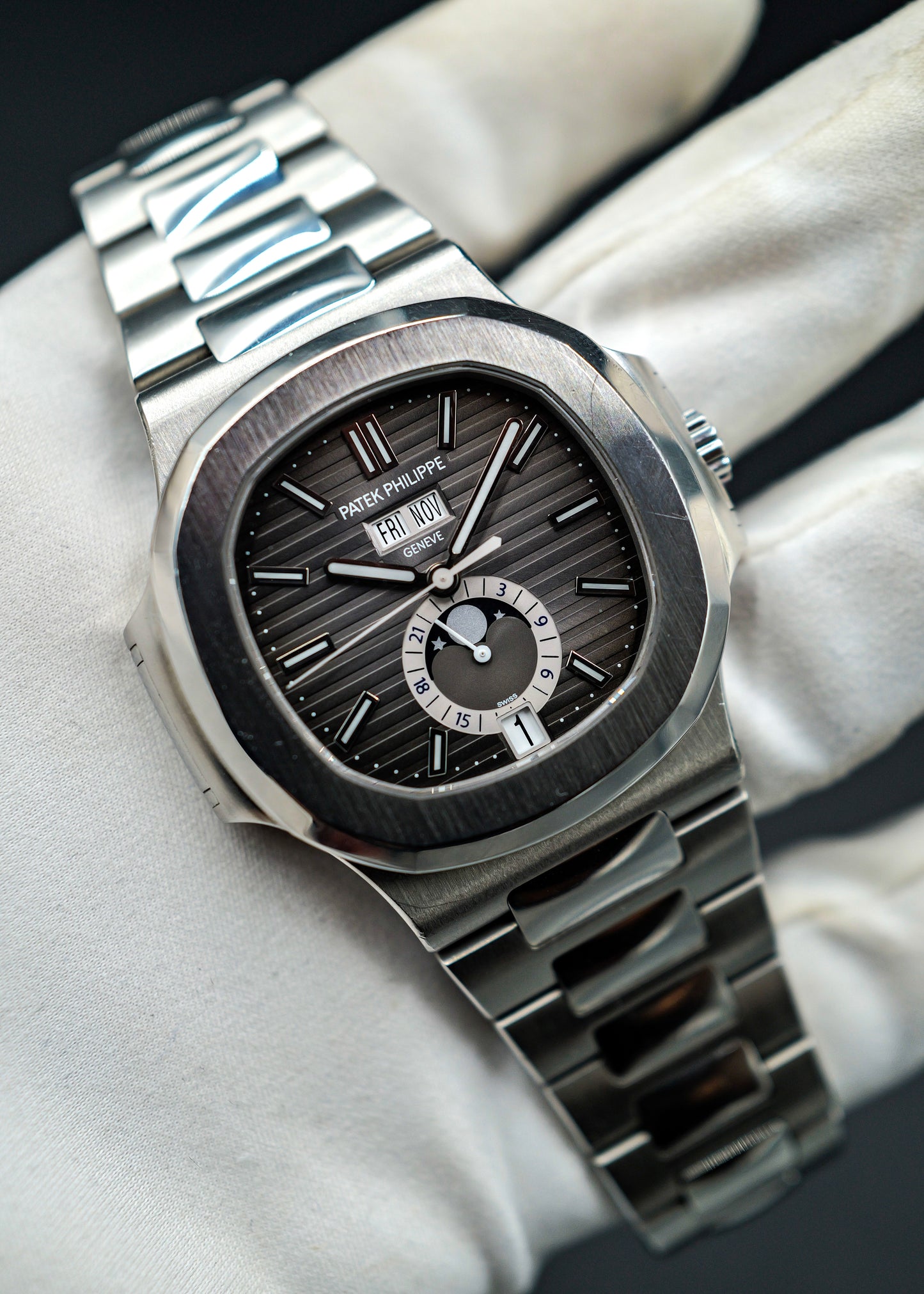 Patek Philippe Nautilus 5726/1A Annual Calendar Grey Dial