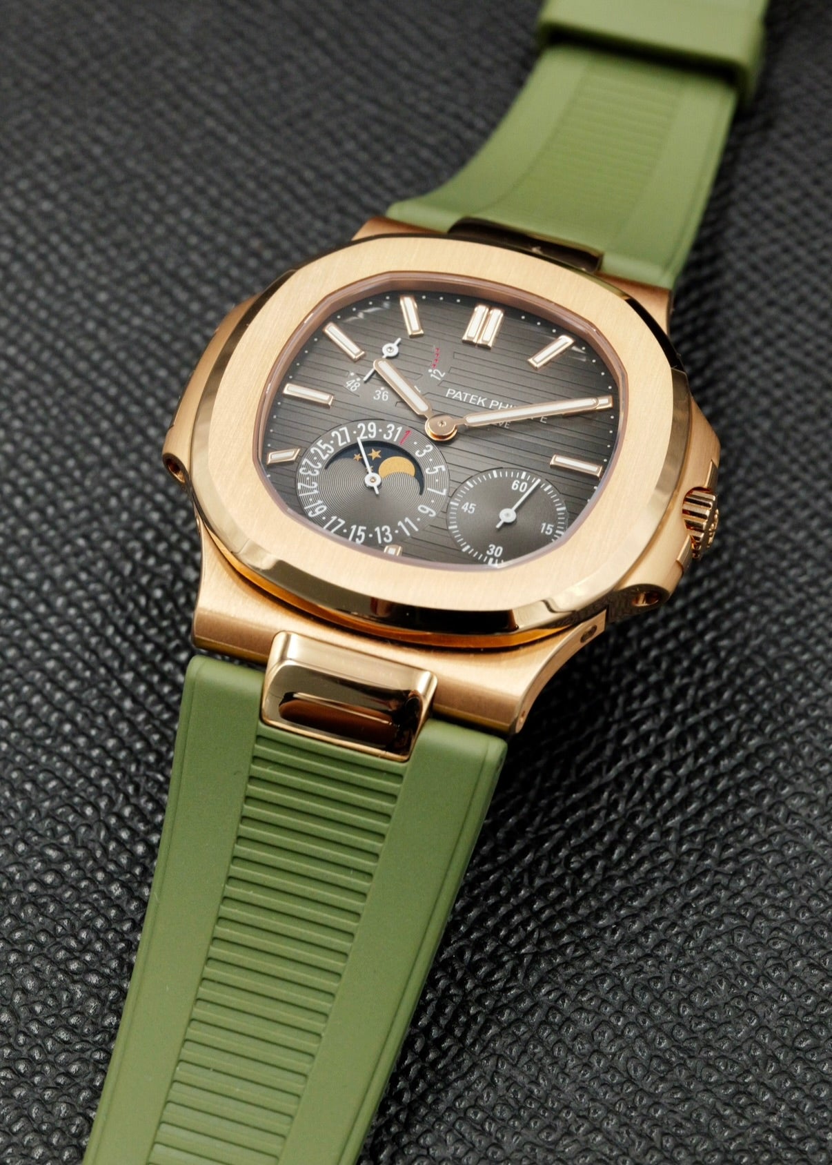Patek Philippe Nautilus Moonphase 5712R Rose Gold