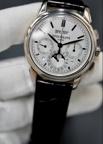 Patek Philippe Perpetual Calendar 5270G White Dial