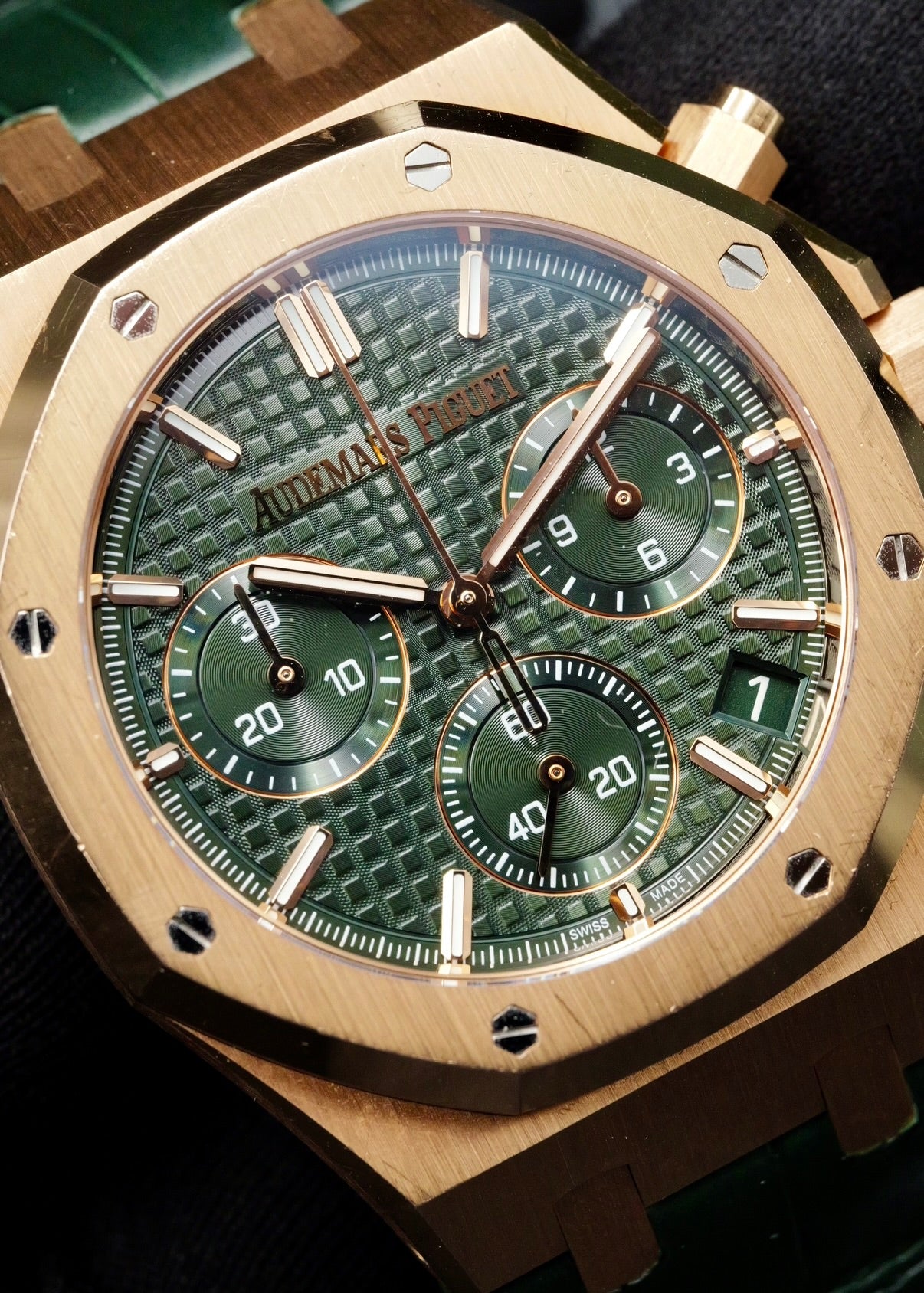 AP Royal Oak Chronograph 26240OR Green Dial Leather