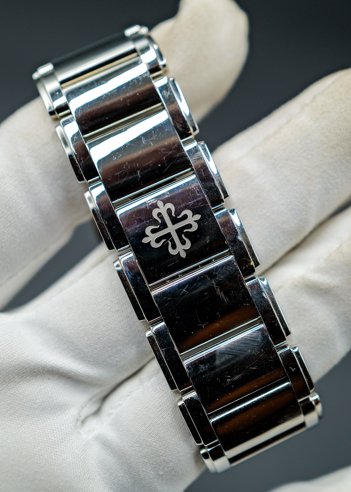 Patek Philippe Twenty~4 4910/1200A