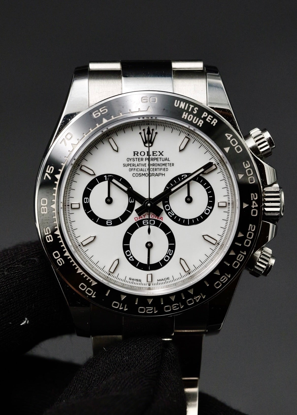 Rolex Daytona 126500LN "Panda"
