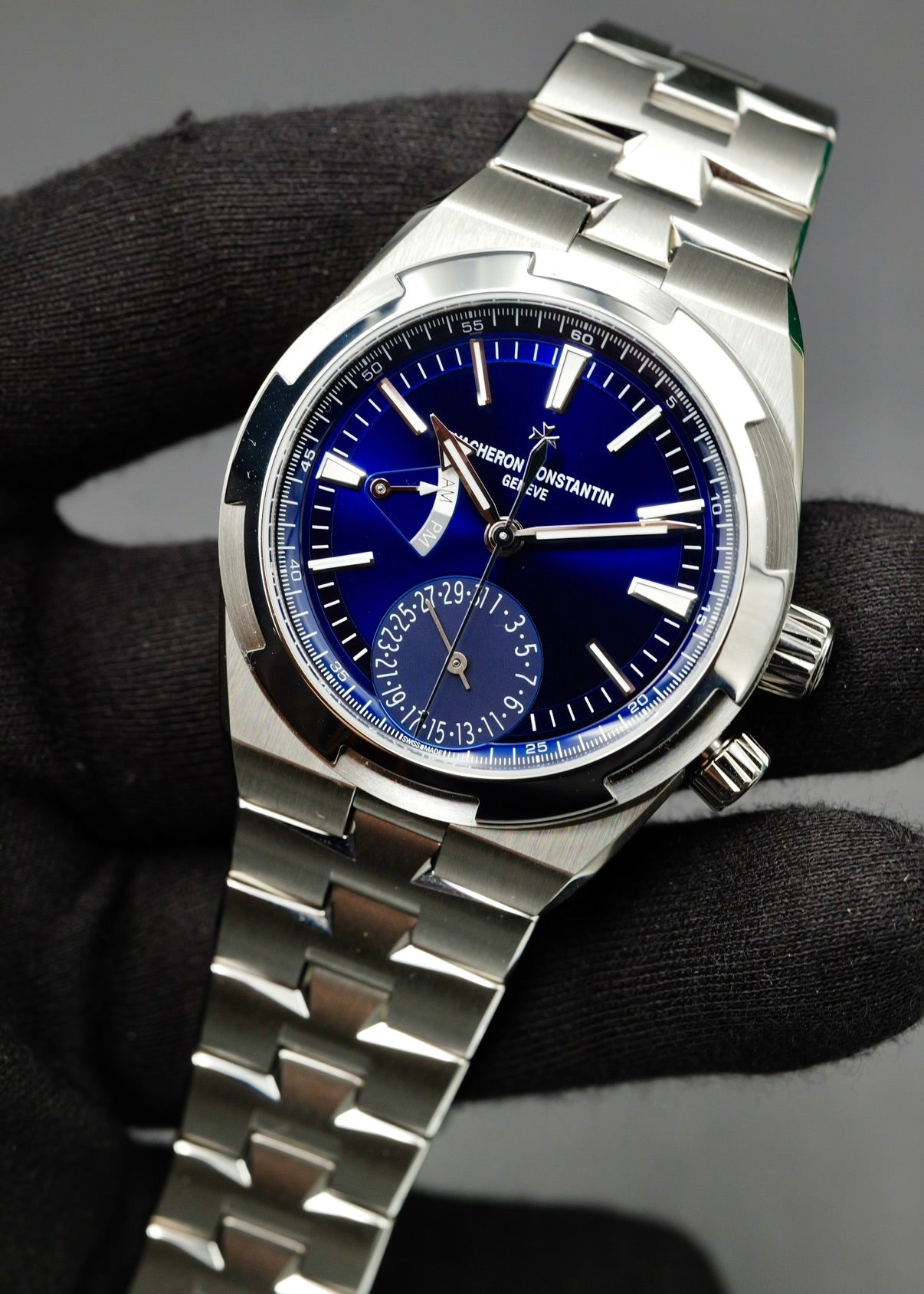 Vacheron Constantin Overseas Dual Time 7920V/210A