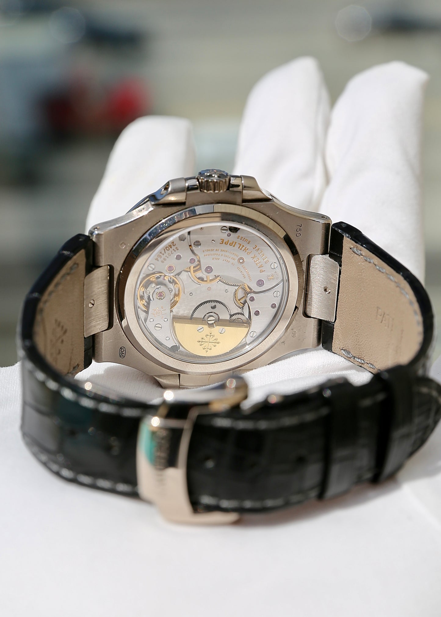 Patek Philippe Nautilus Moonphase 5712G 18K White Gold