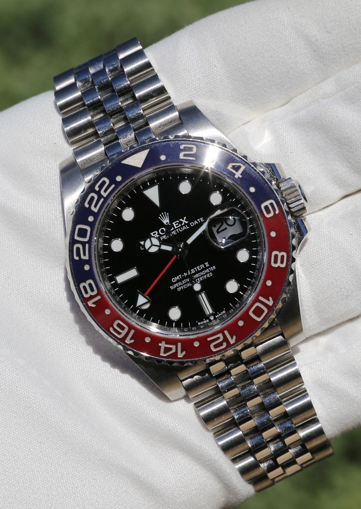 Rolex GMT Master II 126710BLRO “Pepsi” Jubilee