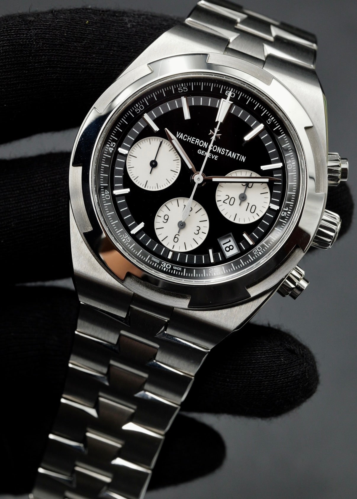 Vacheron Constantin Overseas Chronograph 5500V Black Panda Dial