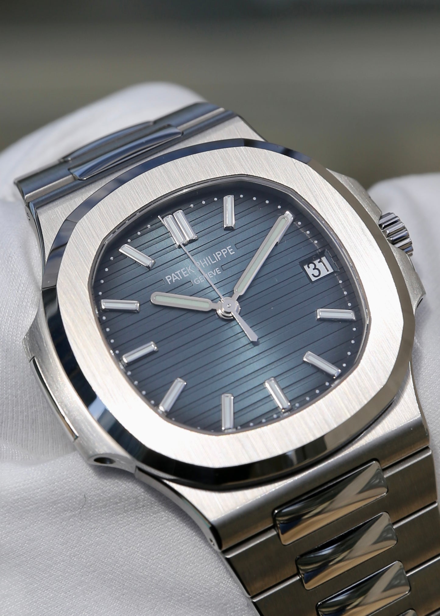 Patek Philippe Nautilus 5711/1A Blue Dial