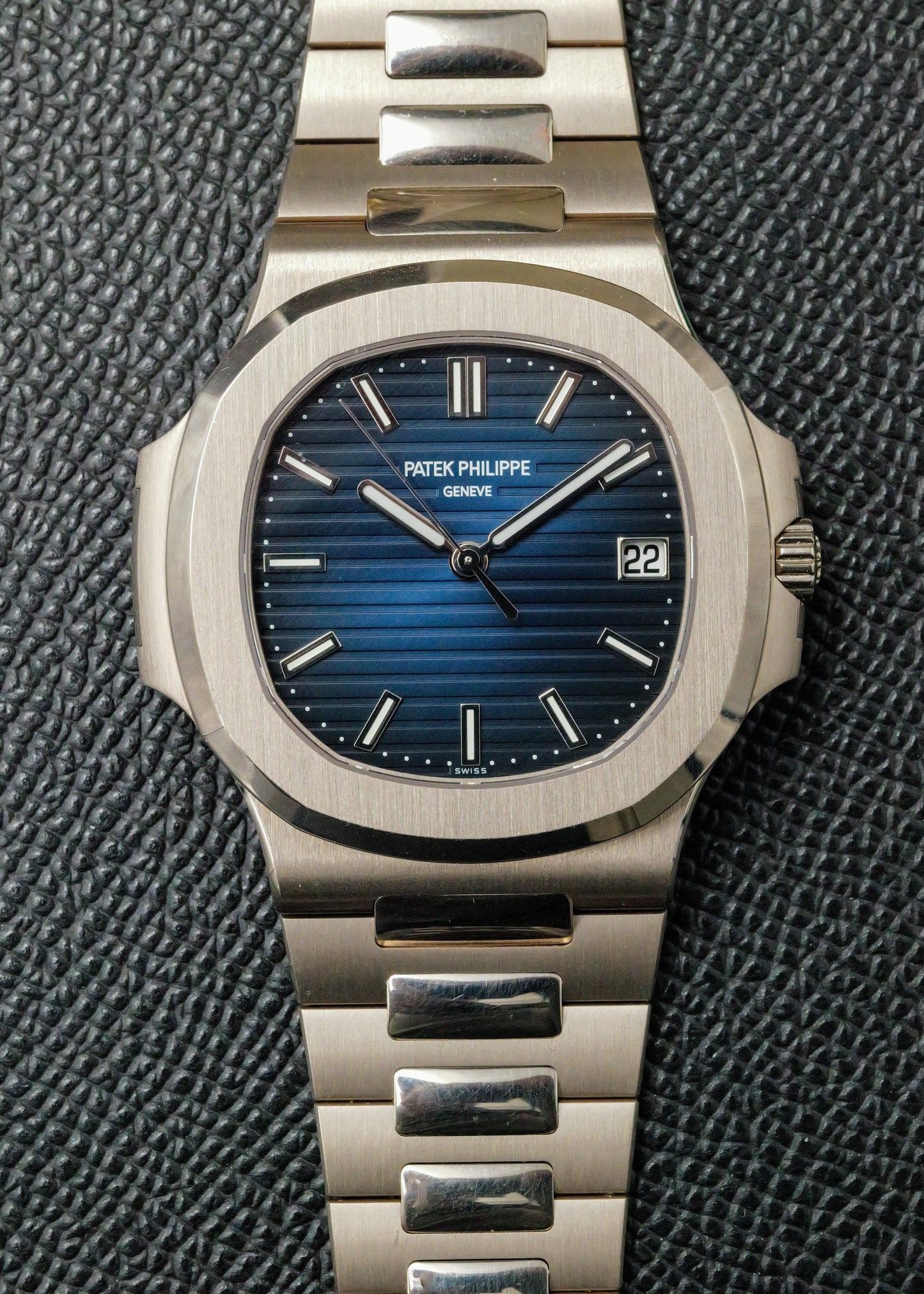 Patek Philippe Nautilus 5811/1G White Gold