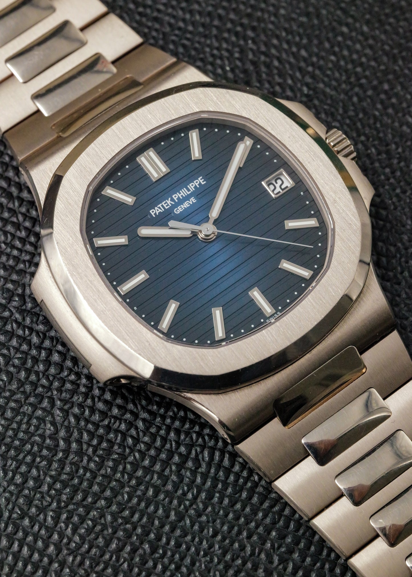 Patek Philippe Nautilus 5811/1G White Gold