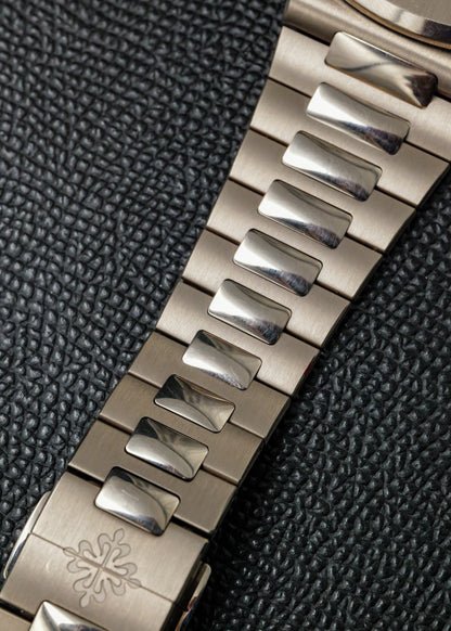 Patek Philippe Nautilus 5811/1G White Gold