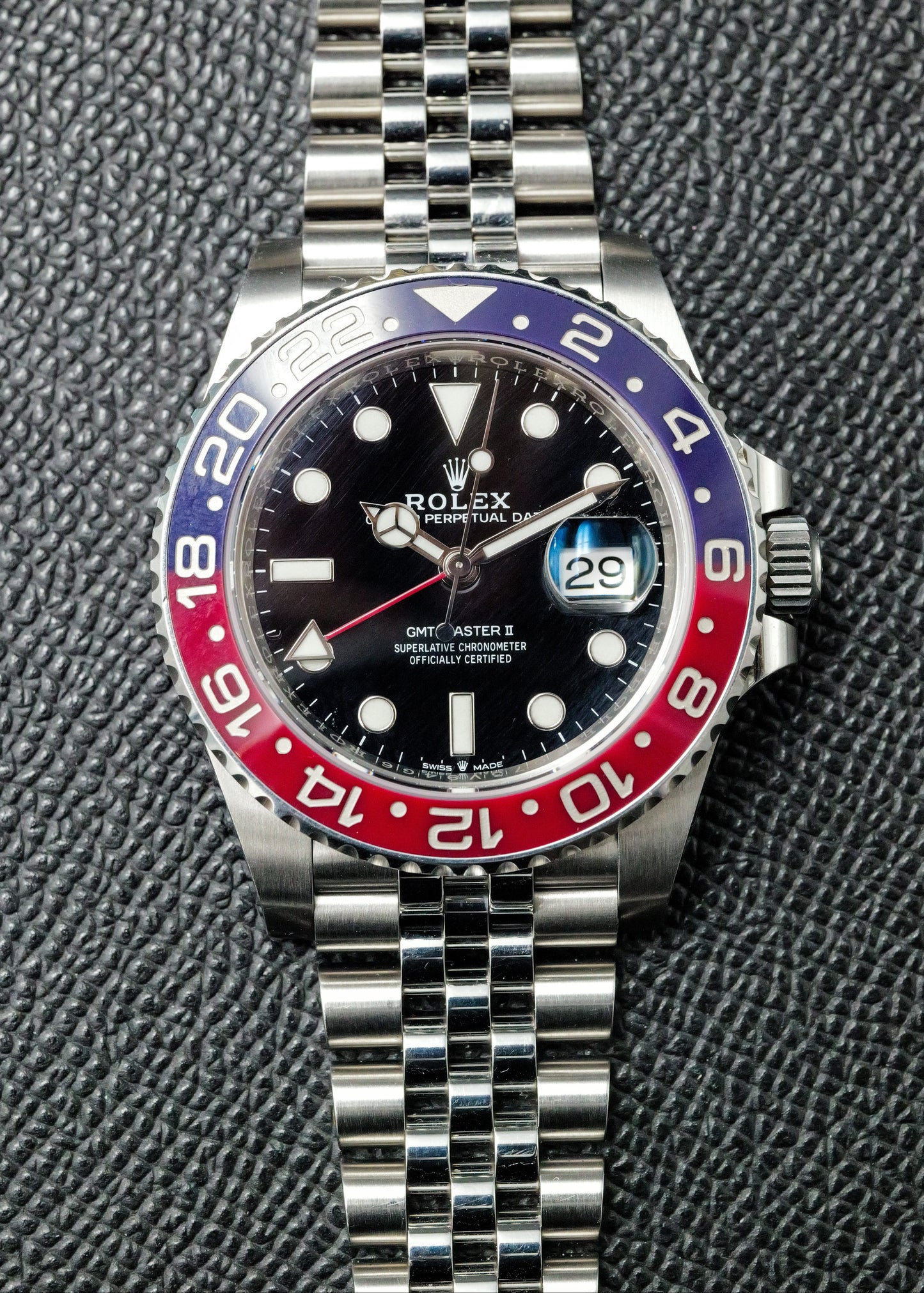 Rolex GMT Master II 126710BLRO “Pepsi” Jubilee