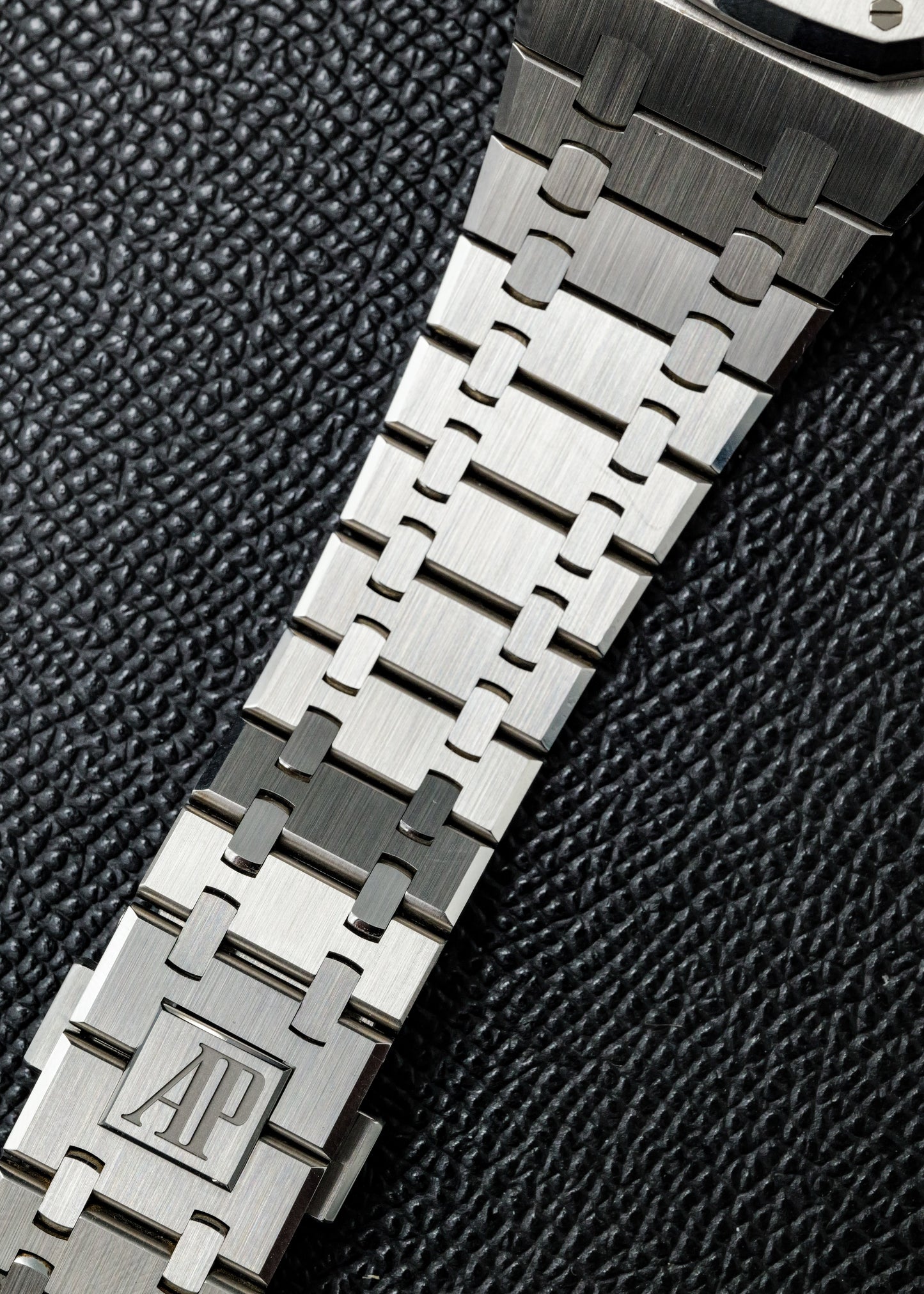 AP Royal Oak Flyback Chronograph 26240ST White Dial