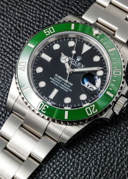 Rolex Submariner Date 126610LV "Starbucks"