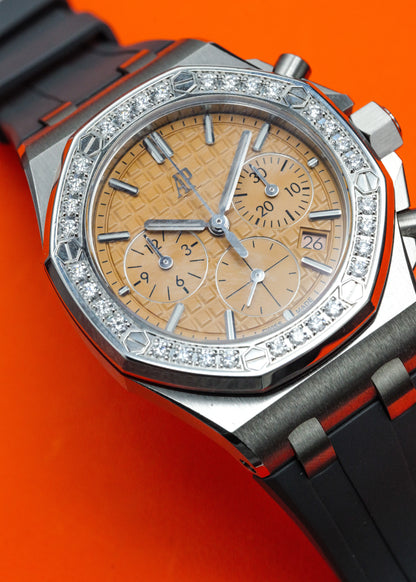 AP Royal Oak Offshore 26231ST Salmon Dial Diamond Bezel