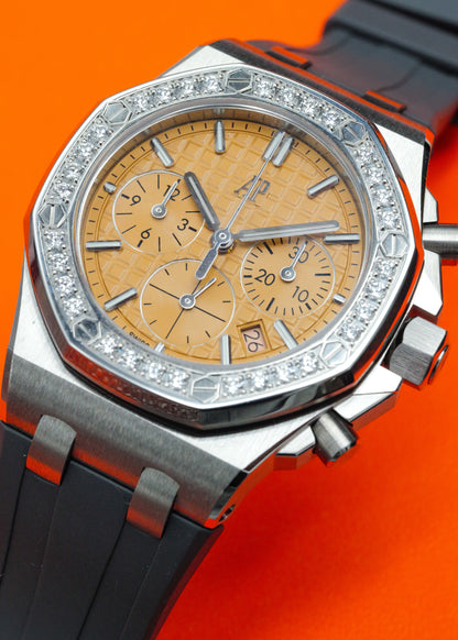 AP Royal Oak Offshore 26231ST Salmon Dial Diamond Bezel