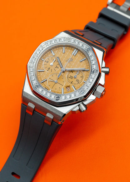 AP Royal Oak Offshore 26231ST Salmon Dial Diamond Bezel