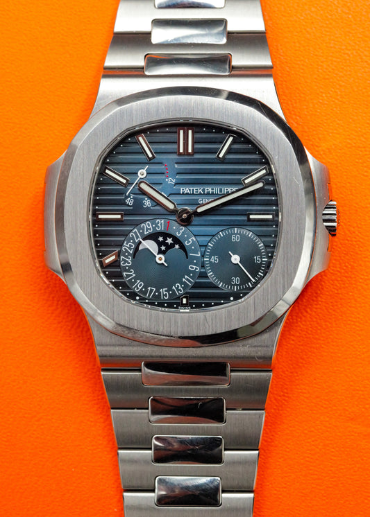 Patek Philippe Nautilus Moonphase 5712/1A  New Buckle