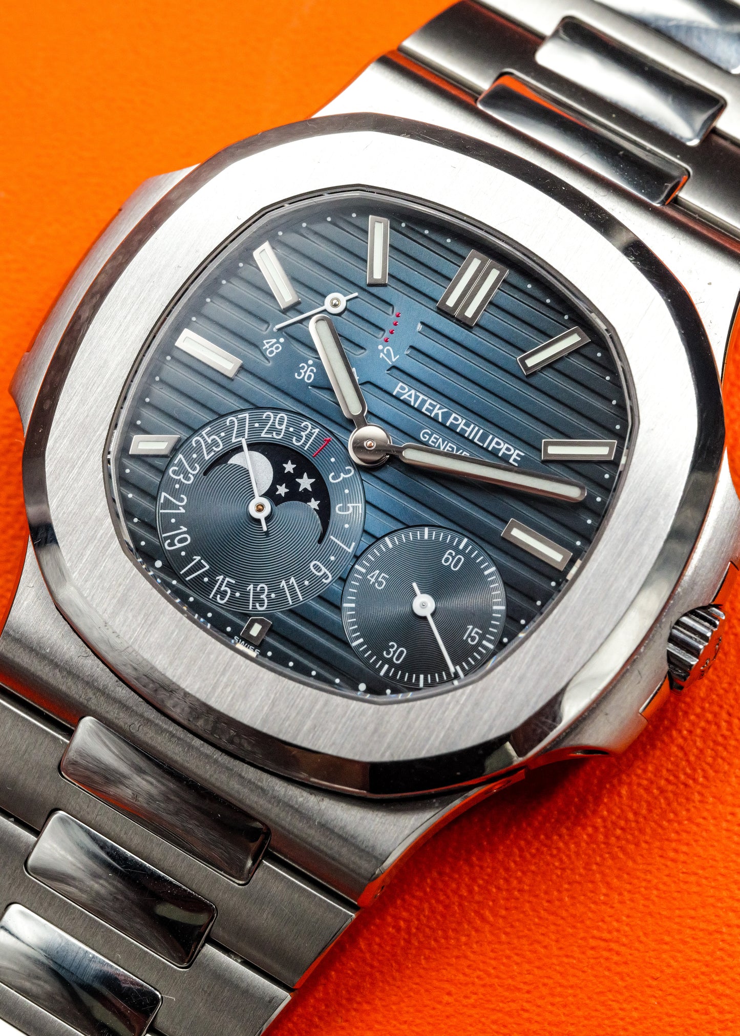 Patek Philippe Nautilus Moonphase 5712/1A  New Buckle