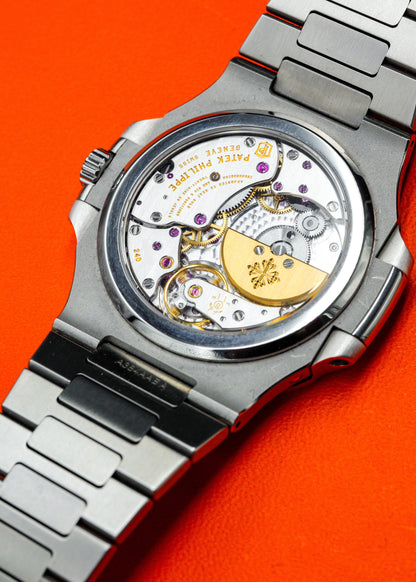 Patek Philippe Nautilus Moonphase 5712/1A  New Buckle