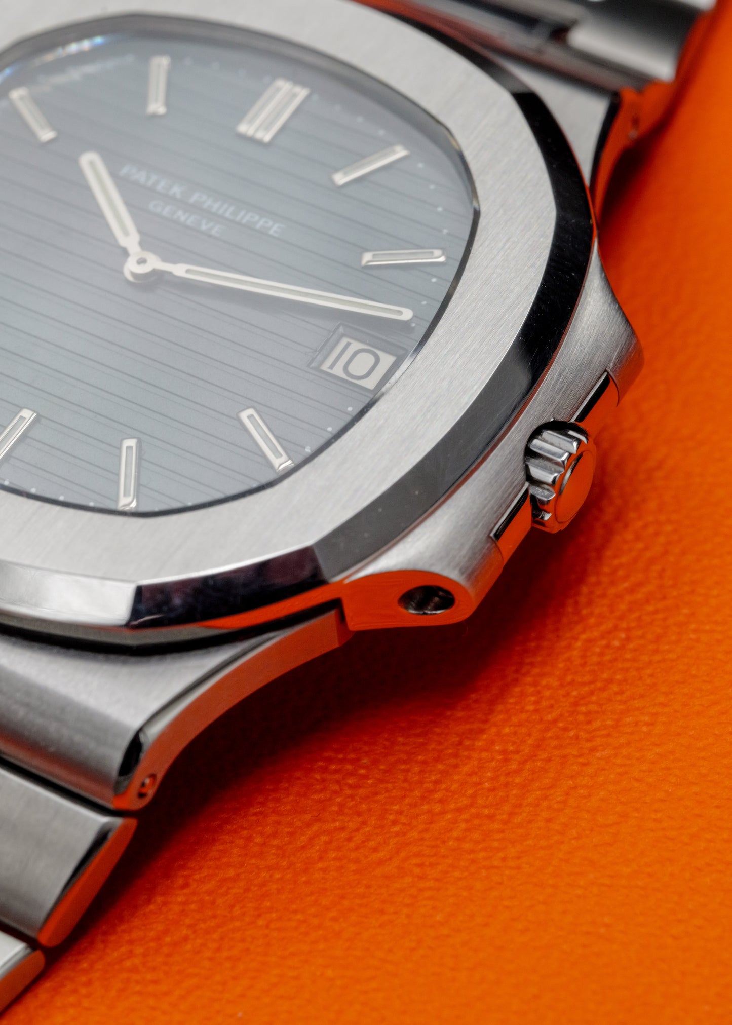 Patek Philippe Nautilus 3700/011 "Jumbo"